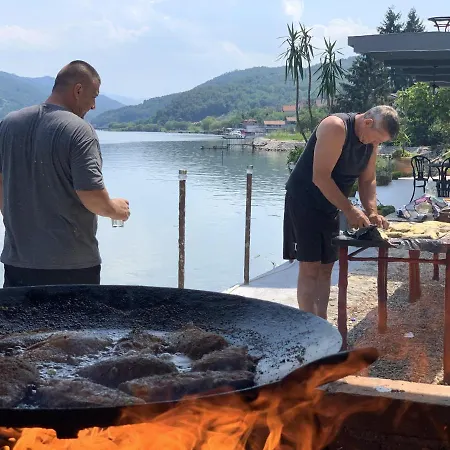 Apartment Dunavska Milosavljevic *