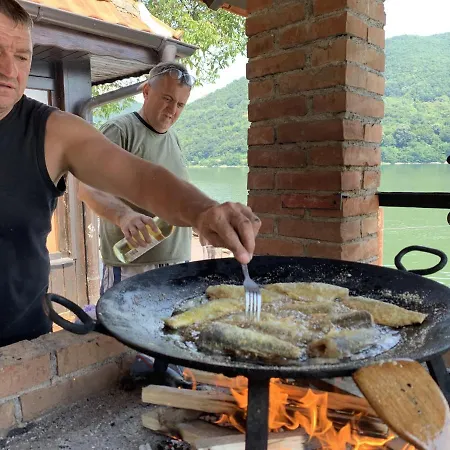 Dunavska Milosavljevic *