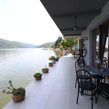 Dunavska Milosavljevic Apartment Donji Milanovac