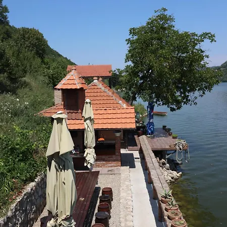 Dunavska Milosavljevic Apartment