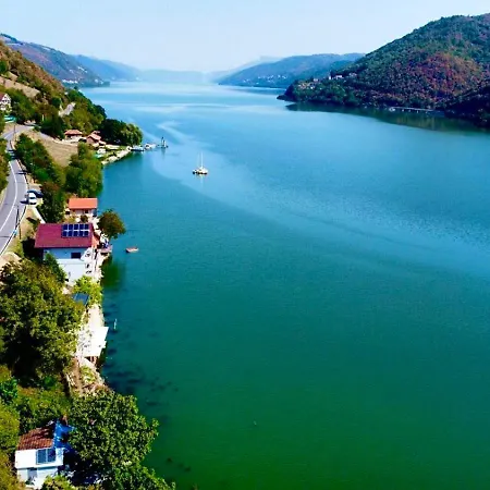 Dunavska Milosavljevic Apartment